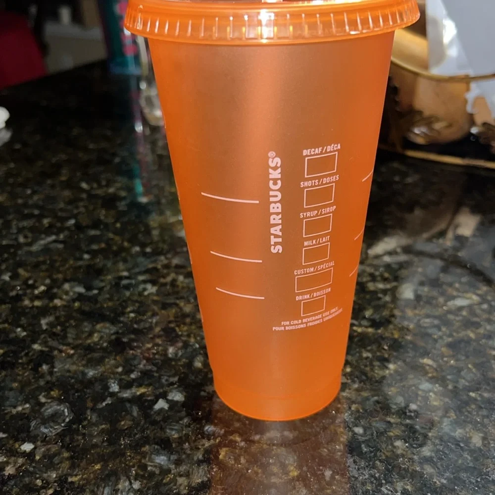 Starbucks 2019 Orange 24oz Reusable Cold Cup Tumbler Lid & Straw
